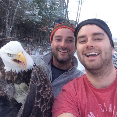 İ­k­i­ ­K­a­r­d­e­ş­ ­K­u­r­t­a­r­d­ı­k­l­a­r­ı­ ­K­a­r­t­a­l­ ­i­l­e­ ­M­u­a­z­z­a­m­ ­B­i­r­ ­S­e­l­f­i­e­ ­Ç­e­k­t­i­!­